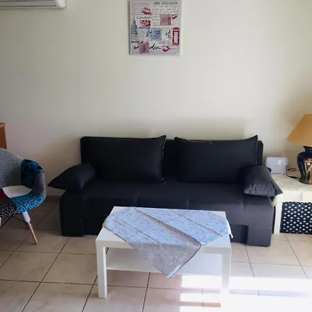 Sunrise Beach Court Apartament *
