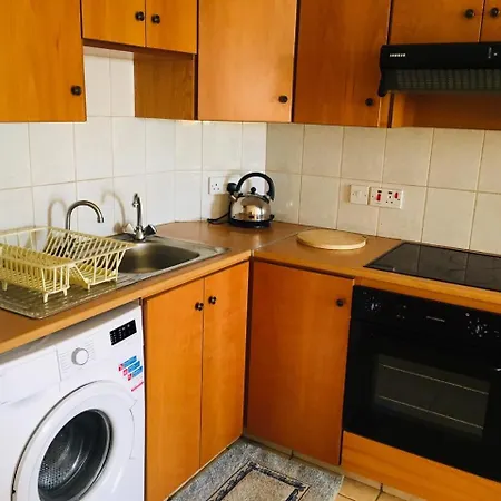 Sunrise Beach Court Apartament Larnaca