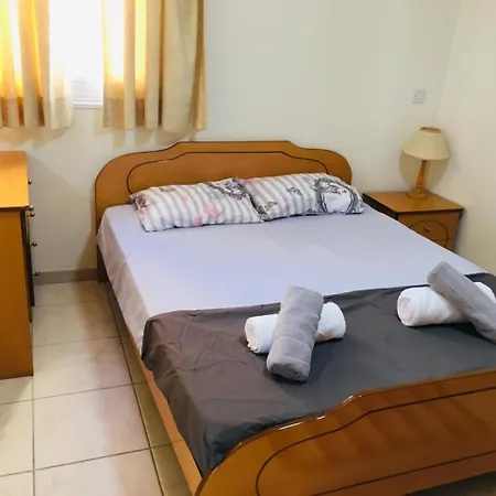 Sunrise Beach Court Larnaca