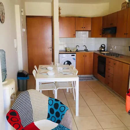 Sunrise Beach Court Apartment